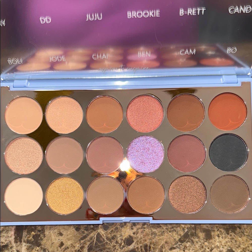 The OG Palette - The Beauty Bybel - Carli Bybel Eyeshadow Palette